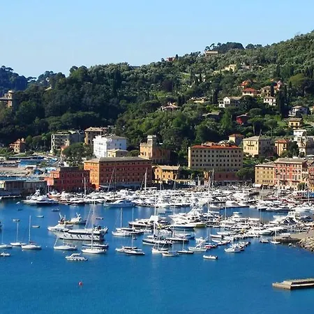 Cozy Rooftop Flat - Steps From The Sea - Ac And Wifi Santa Margherita Ligure