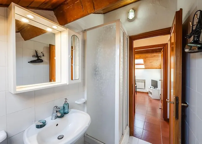 Cozy Rooftop Flat - Steps From The Sea - Ac And Wifi * سانتا مارغريتا ليغور