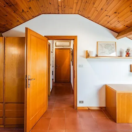 Cozy Rooftop Flat - Steps From The Sea - Ac And Wifi 圣玛格丽塔－利古雷